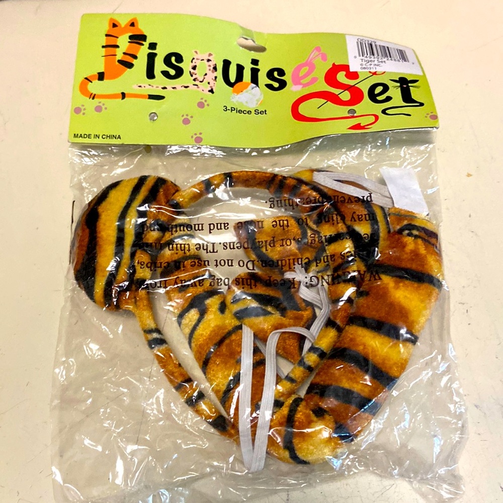 Cat ear and tail set